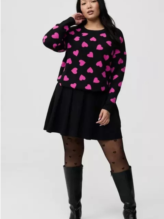 torrid Sweaters - Torrid Black Pink Heart Luxe Cozy Pullover Sweater Size 1 1X